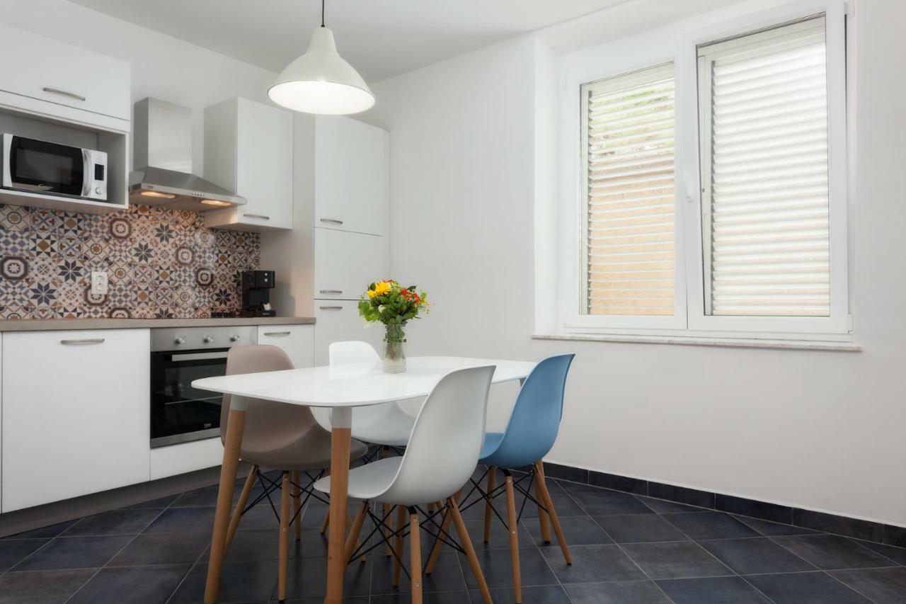 Apartman Bura 센 외부 사진